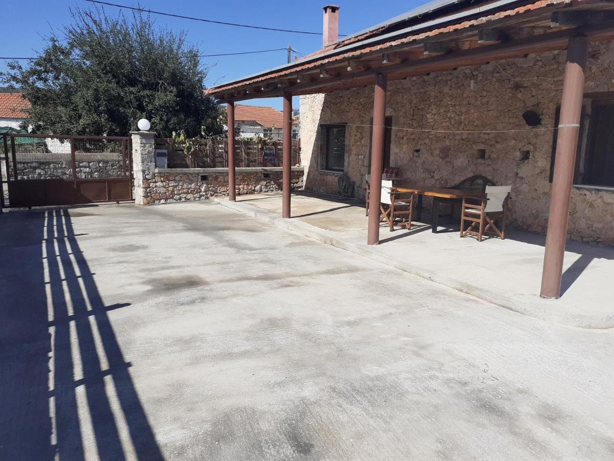 לאונידיון Tsitalia Cottage House מראה חיצוני תמונה